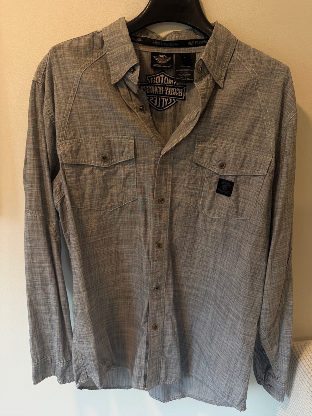 Harley-Davidson Men's Light Gray Plaid Button-Down Shirt